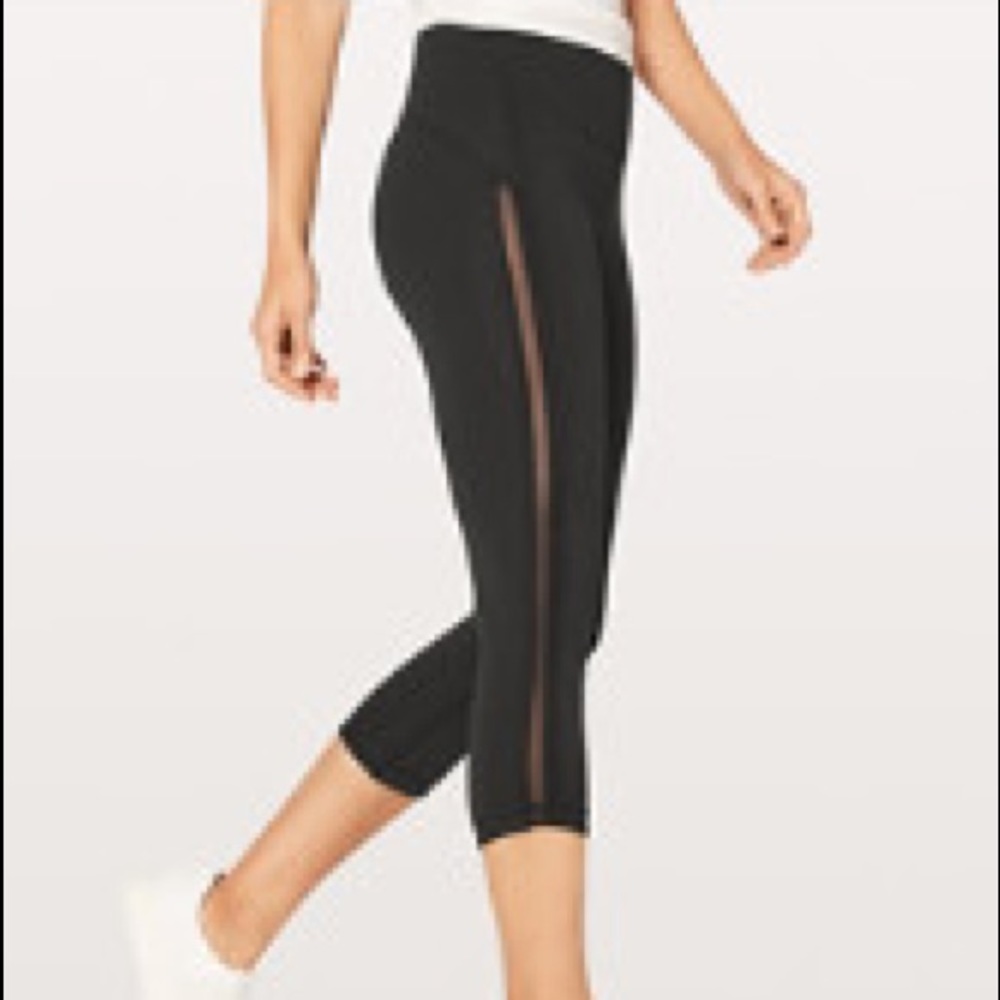 BNWT never worn, lululemon Yoga pants